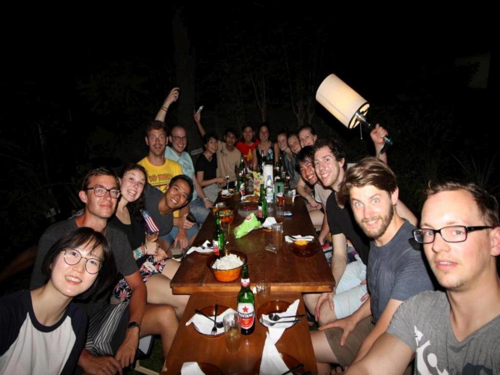 Bhumi Hostel Yogyakarta Exteriör bild