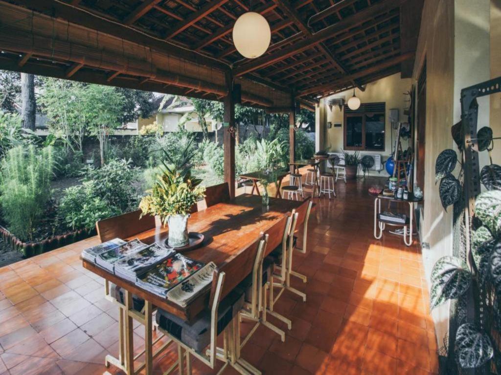 Bhumi Hostel Yogyakarta Exteriör bild